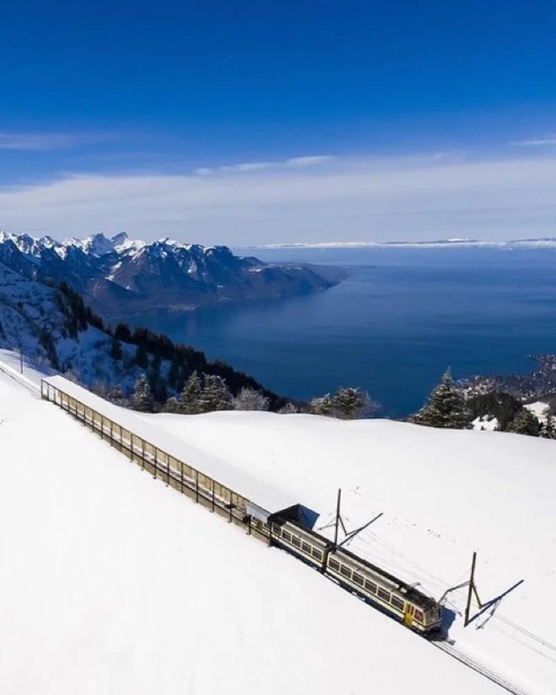 Iowa’s $257B Economy Gets Fewer Trains than Swiss Summit Daily