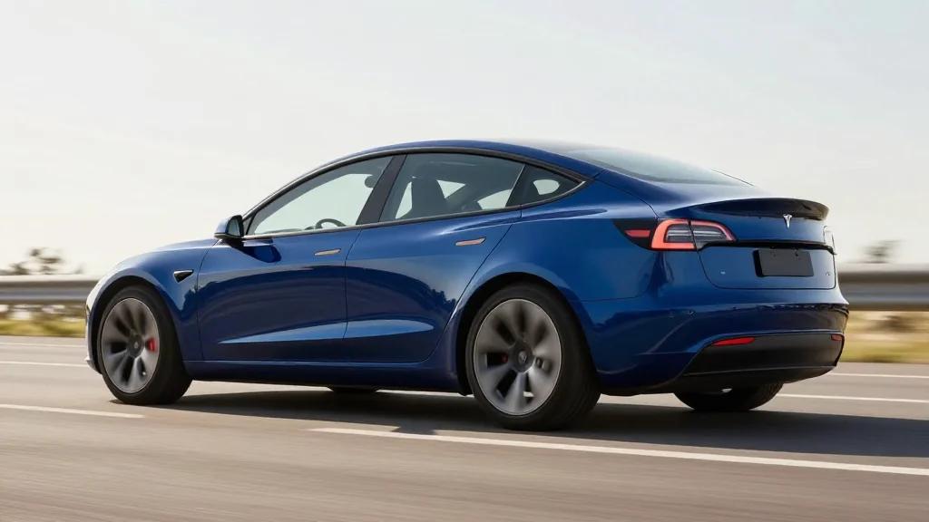 RWD Teslas Offer Smoother Ride Thanks to Light Front