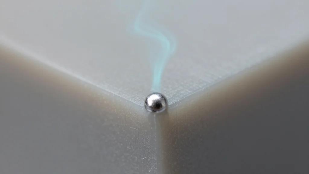 Single Indium Atoms Shape CO2-to-Methanol Catalysis