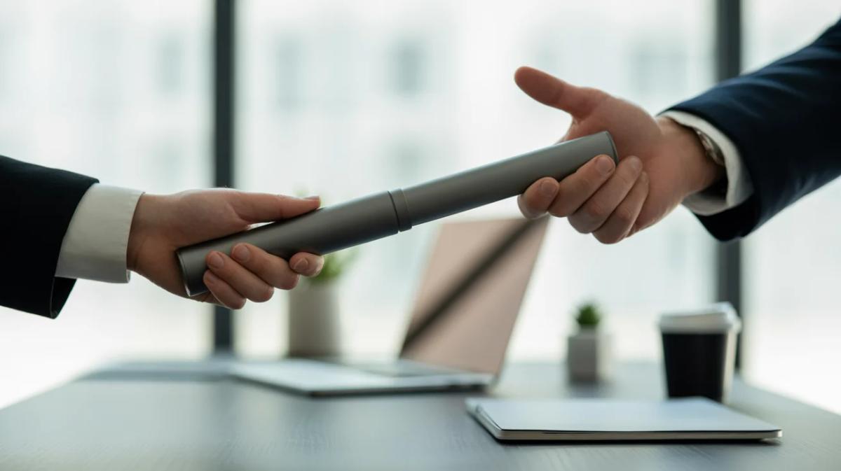 Founders Must Remain Hands‑On After Hiring First VP