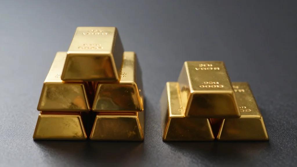 UK Gender Pay Gap Widens at Clifford Chance and McKinsey