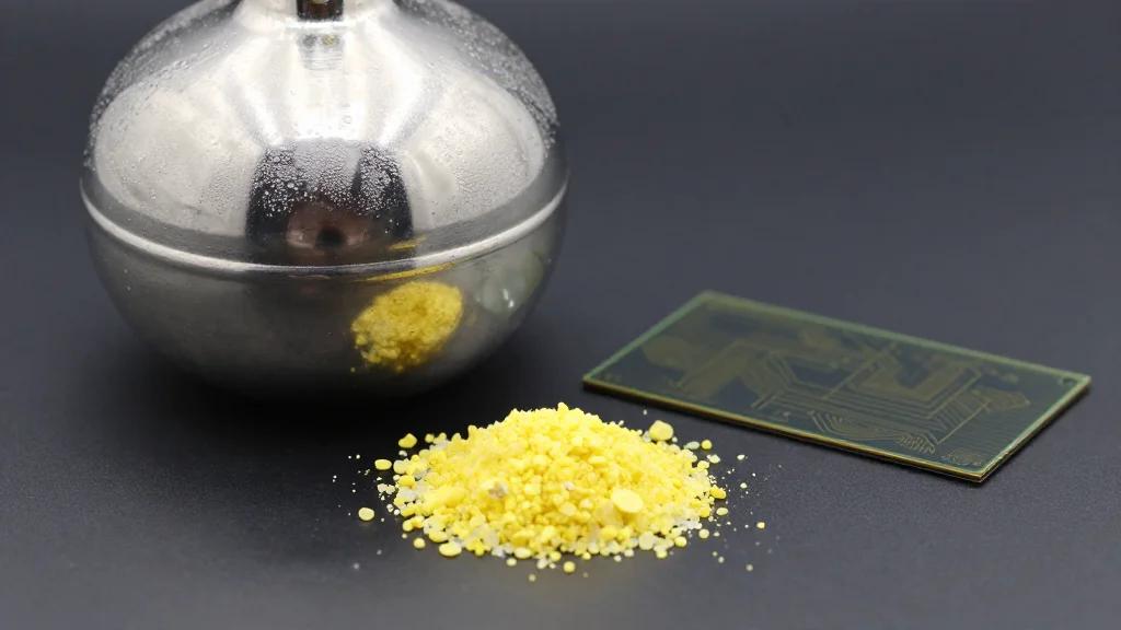 Helium and Sulfur: Unexpected Essentials for Advanced Chip Production