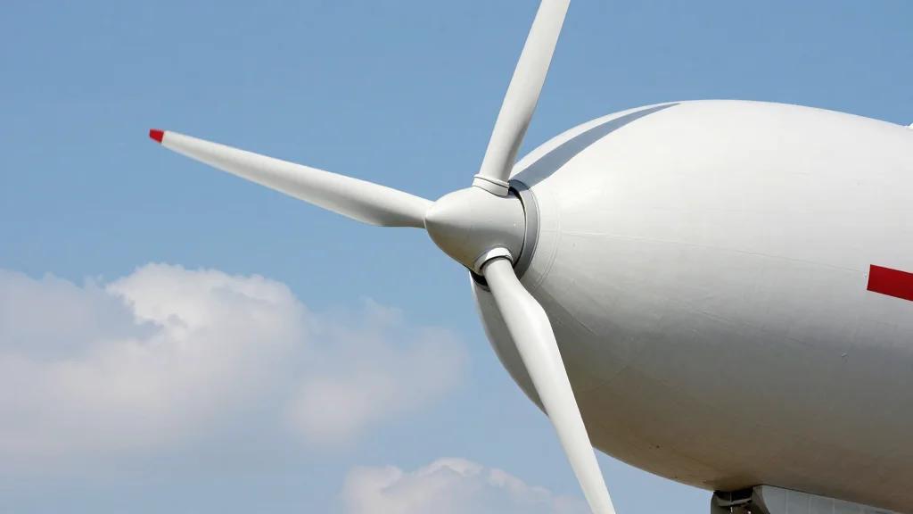 China Debunks Trump's Claim with Airborne Wind Turbine