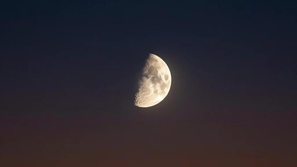 The Sky Today on Friday, March 20: The Moon Passes Venus on the Vernal Equinox