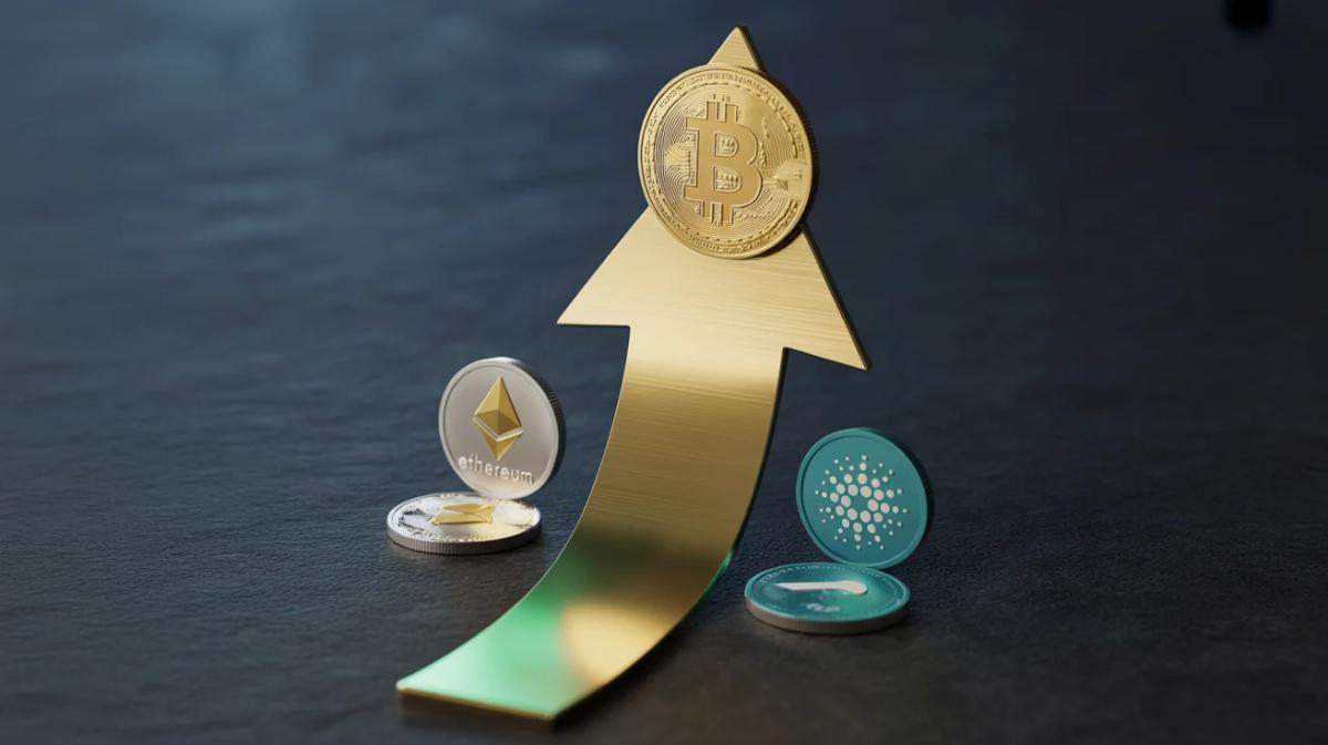 Strong Market Grind Boosts Altcoin, Bitcoin Closes, Reducing Crash Risk