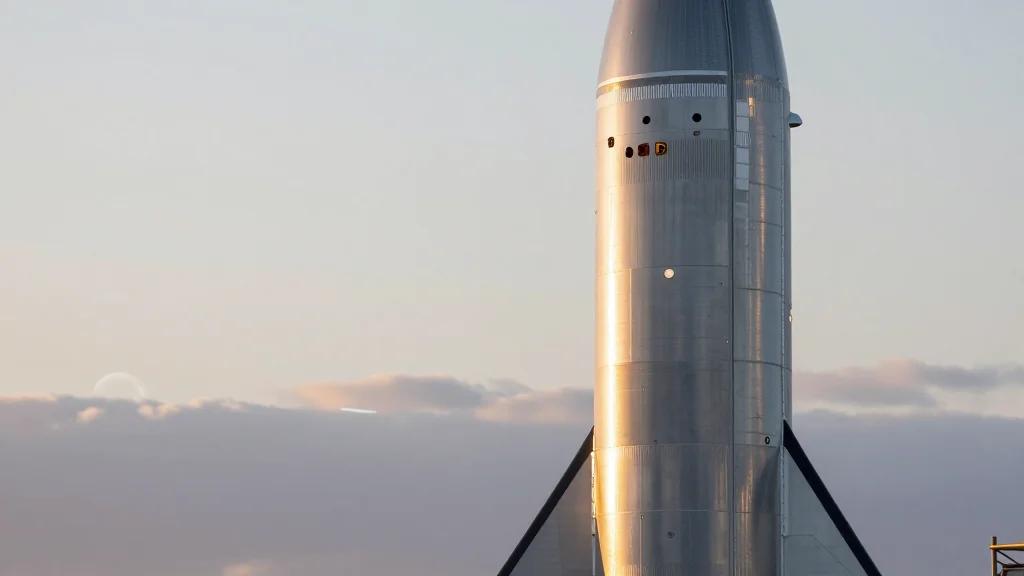 SpaceX Targets $75 B IPO, Could Set Record with $1.75 T Valuation