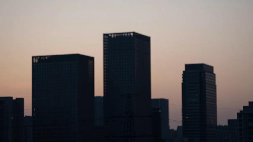 Demand Collapse Shifts Crisis From Inflation to Growth Shock