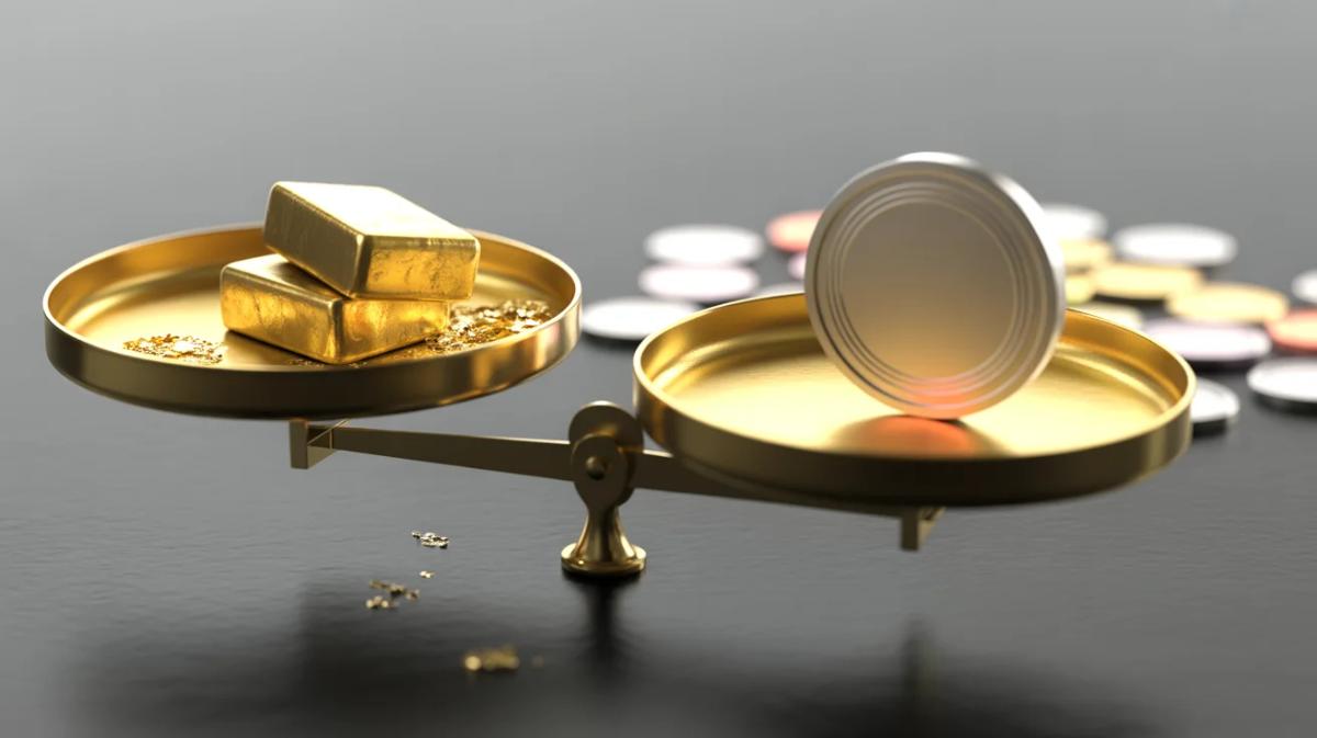 Gold Falls, Bitcoin Soars, Altcoins Poised to Surge