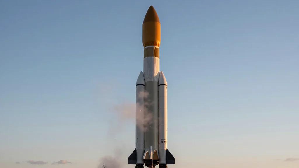 Southern California Sky Is Lit up by Valentine's Day SpaceX Launch