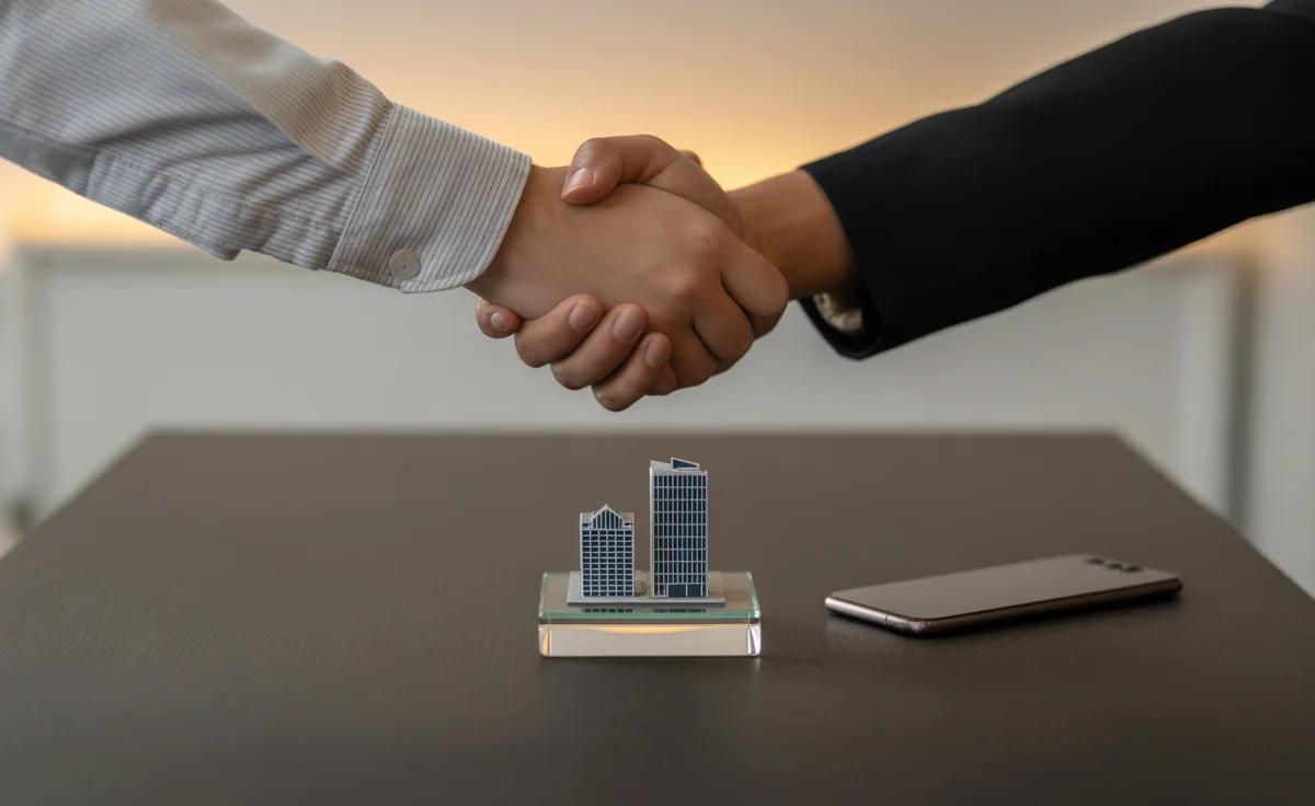 Twitter Turns DMs Into $5M LP Deals