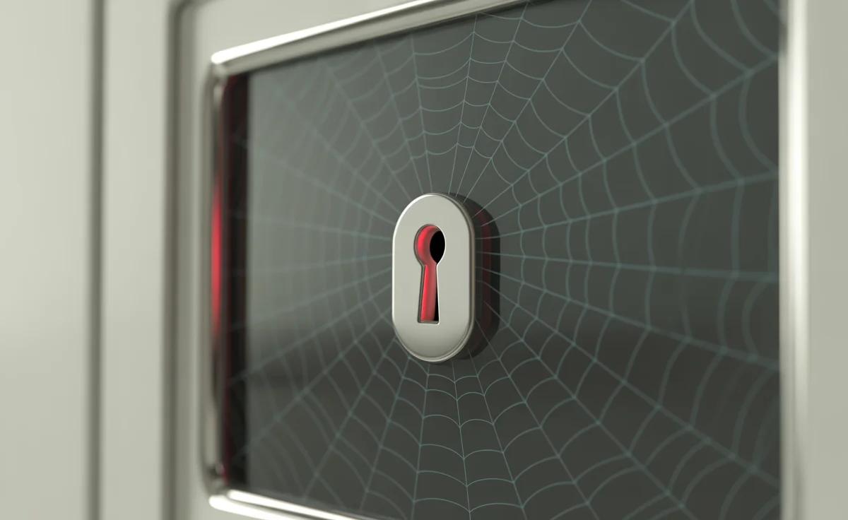 Cybercriminals Recruit Malicious Insiders via the Dark Web