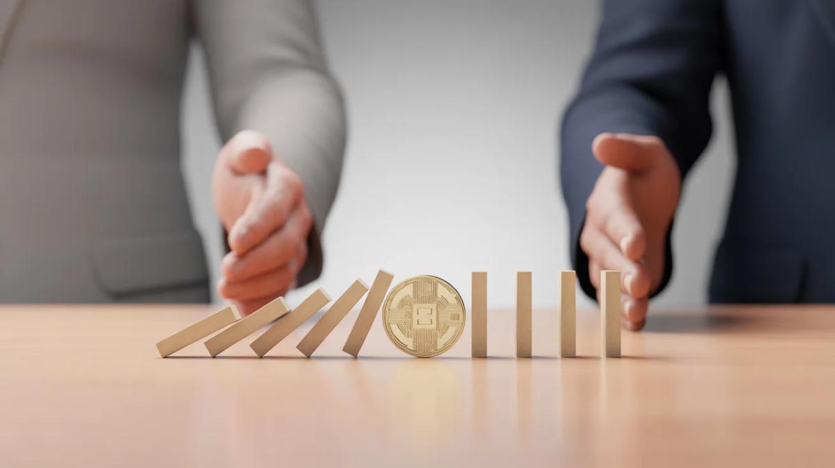 Bitcoin Below $102k Triggers Potential Fall Under $85k