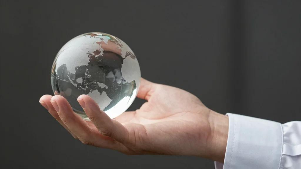 Greg Abel Becomes Berkshire CEO, Puts $46 B Into Japan as Top Investment Idea