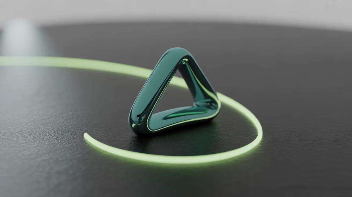 Solana Rebounds, Eyes $165‑$170 Christmas Rally