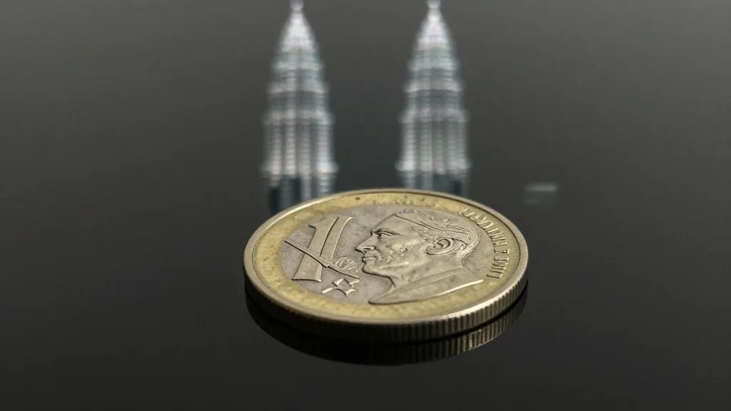 Malaysia Beats Forecast, Yet MSMEs Face Headwinds