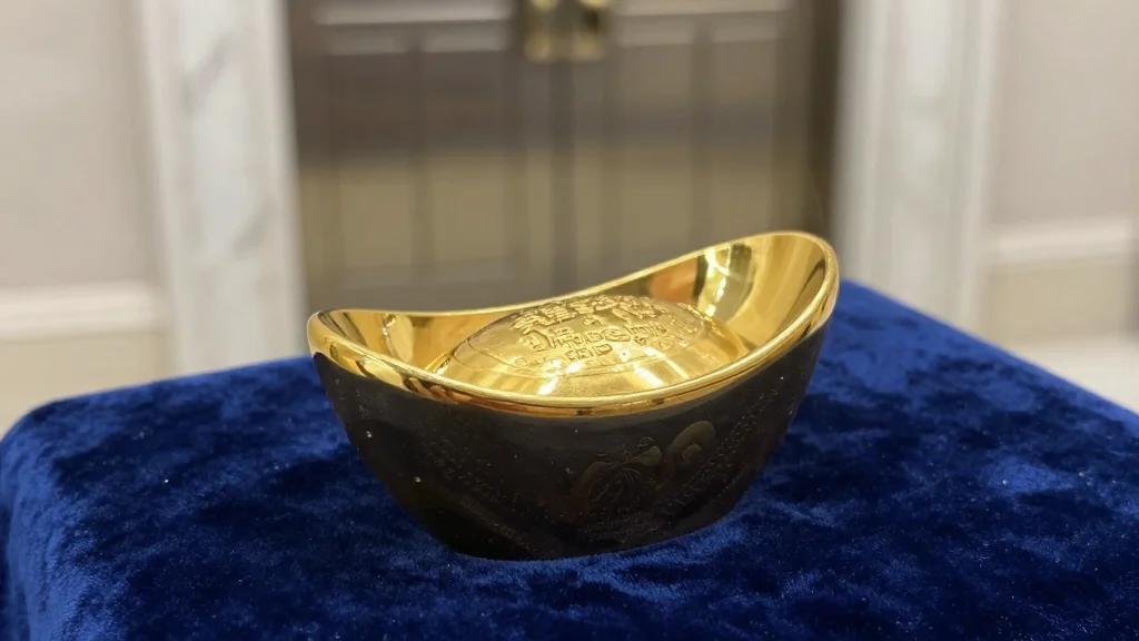 Central Banks Buying Gold Aggressively; Follow with Monthly Purchases