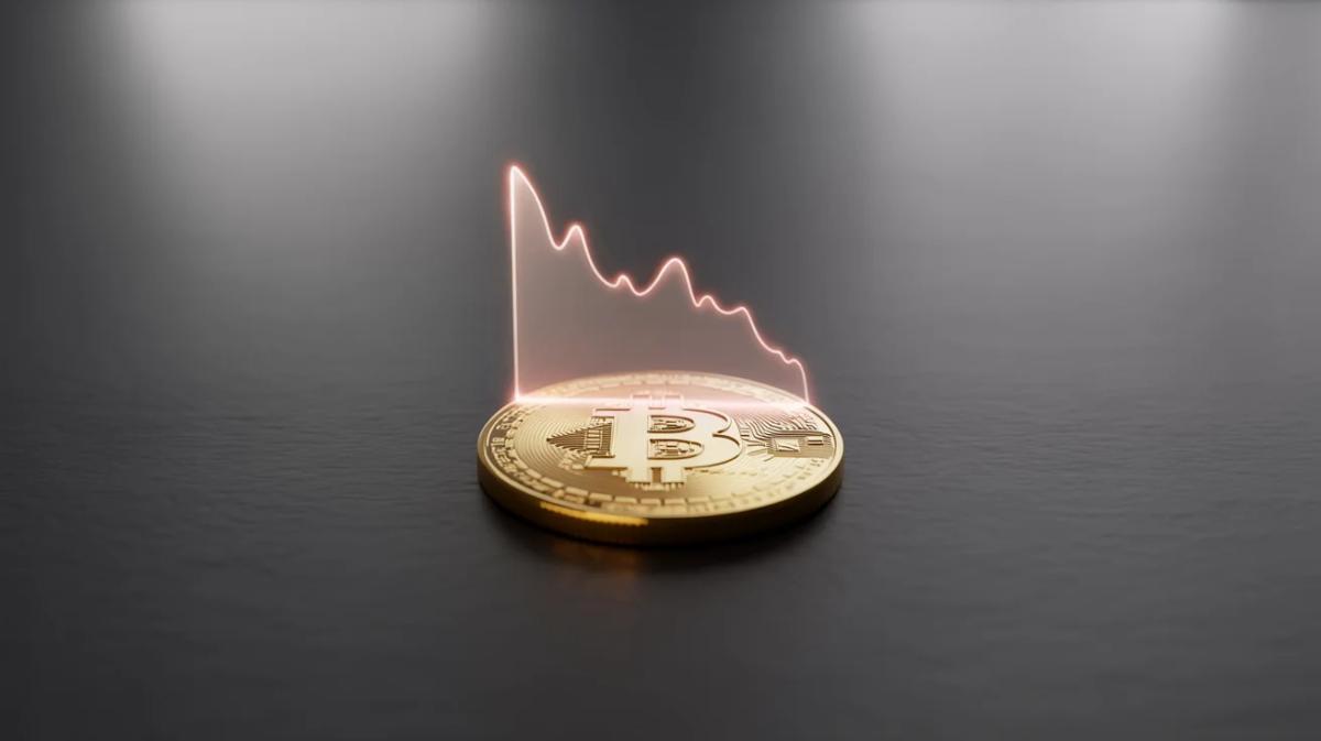 BTC Drops Below $106K, Uptober Becomes UptOVER