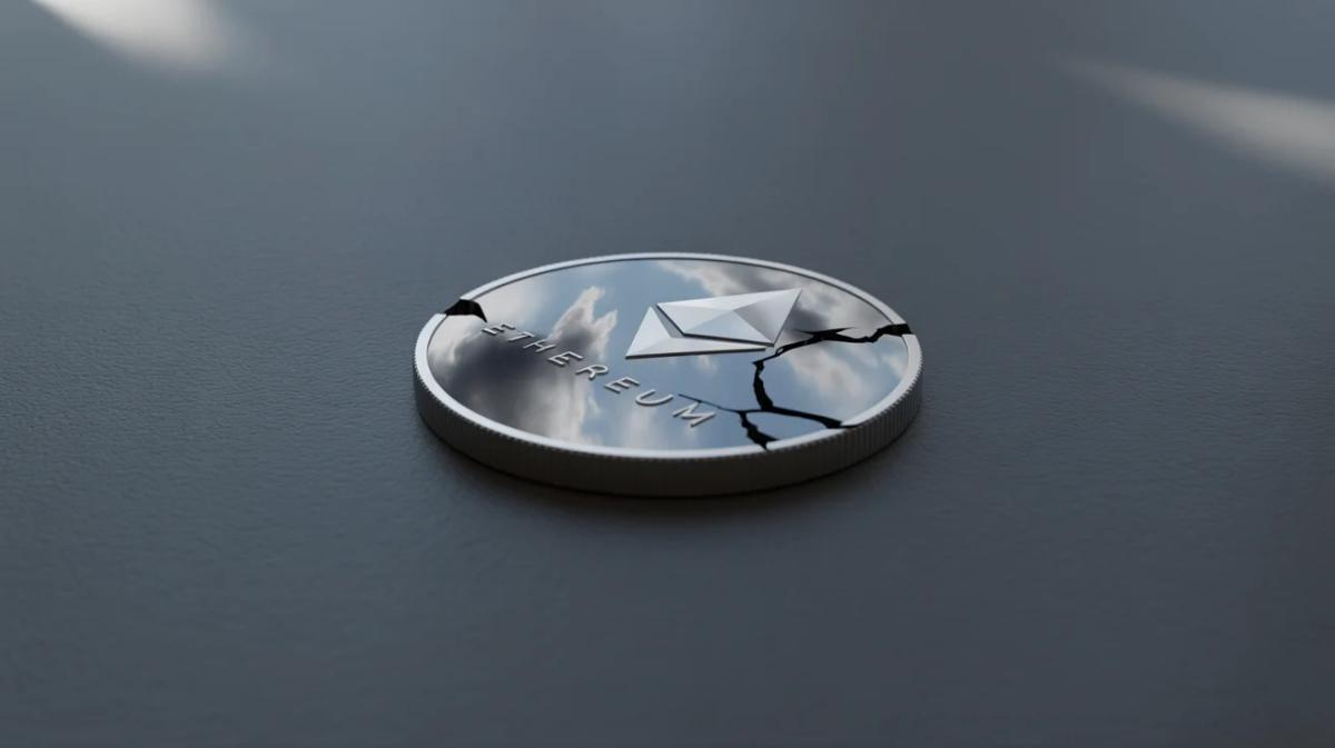 ETH/BTC Slides 15% Amid Risk‑Off, Support Holds