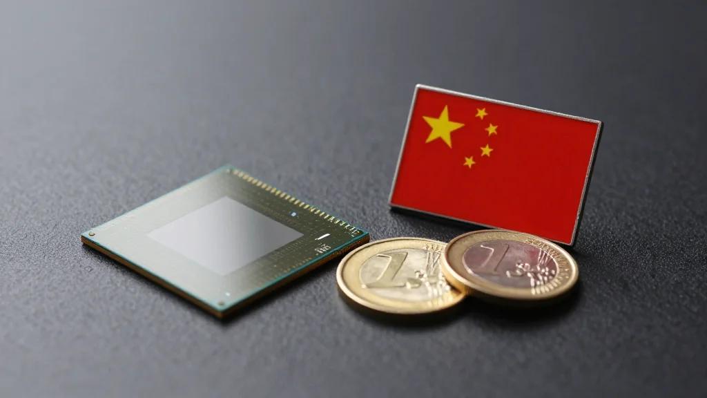 China Wins Back Elite Talent, Boosting Tech Outlook