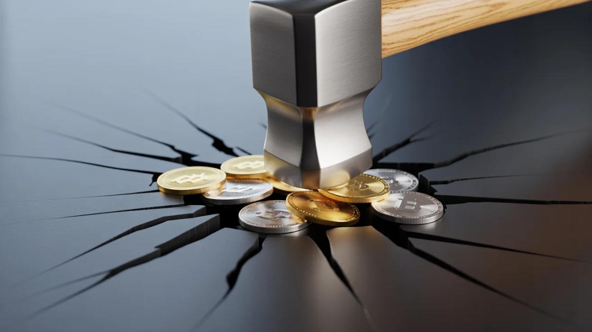 Altcoins Plunge Again as Market Pressure Intensifies