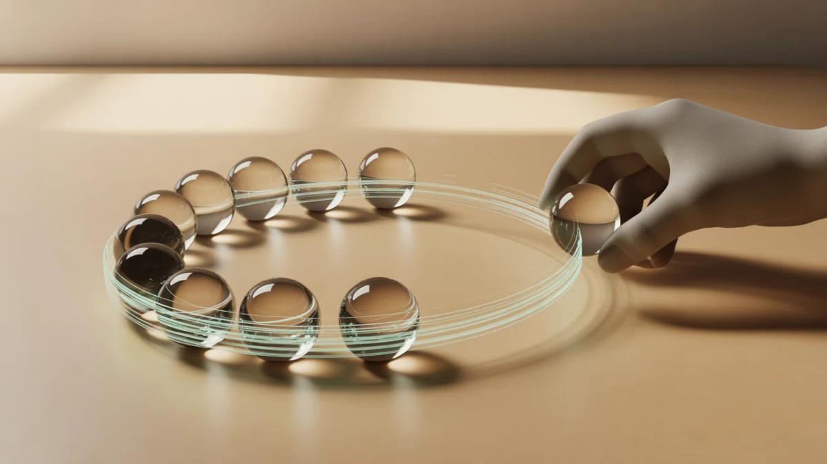 Competition Guarantees Censorship‑Resistant Trading and Lower Prices