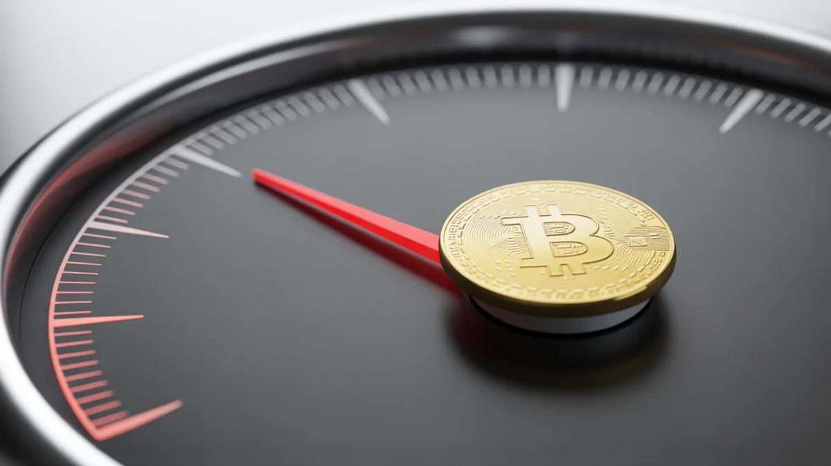 Bitcoin Nears $89K as Fear Index Hits Extreme Fear