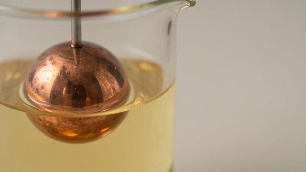 Boosting Activity and Stability for the Alkaline Hydrogen Oxidation Reaction via Surface Reconstruction of Cu‐Ni Core–Shell Electrocatalysts Through Oxygen Intercalation